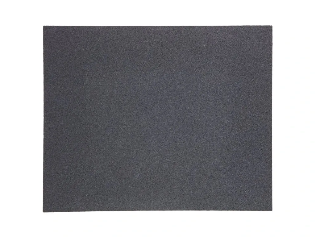 Jak opravit hranu laminátové pracovní desky?