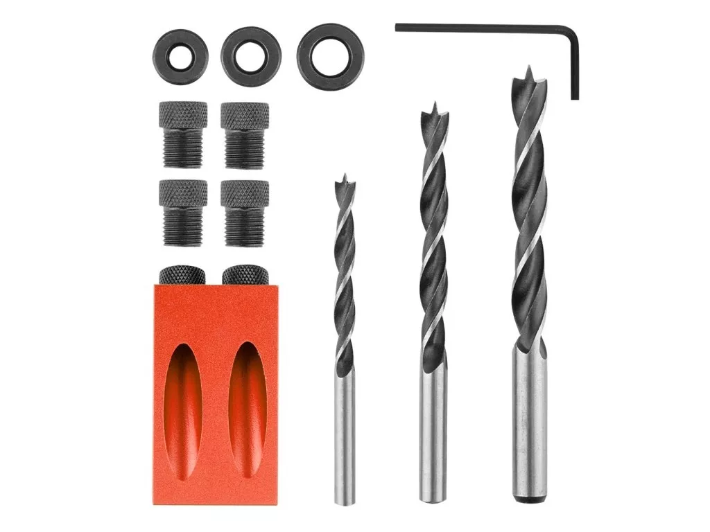 Jak vyrobit stojan na víno? Vyrobeno z provázku, vyrobené ze dřeva