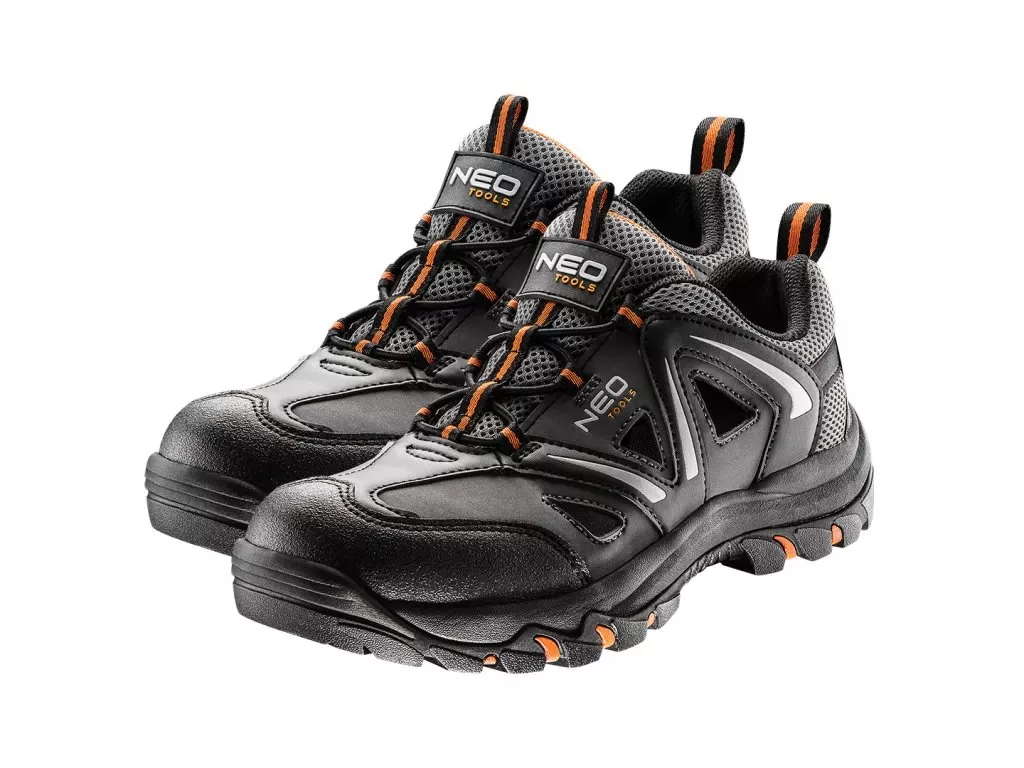 Jak vybrat dobrou pracovní obuv?