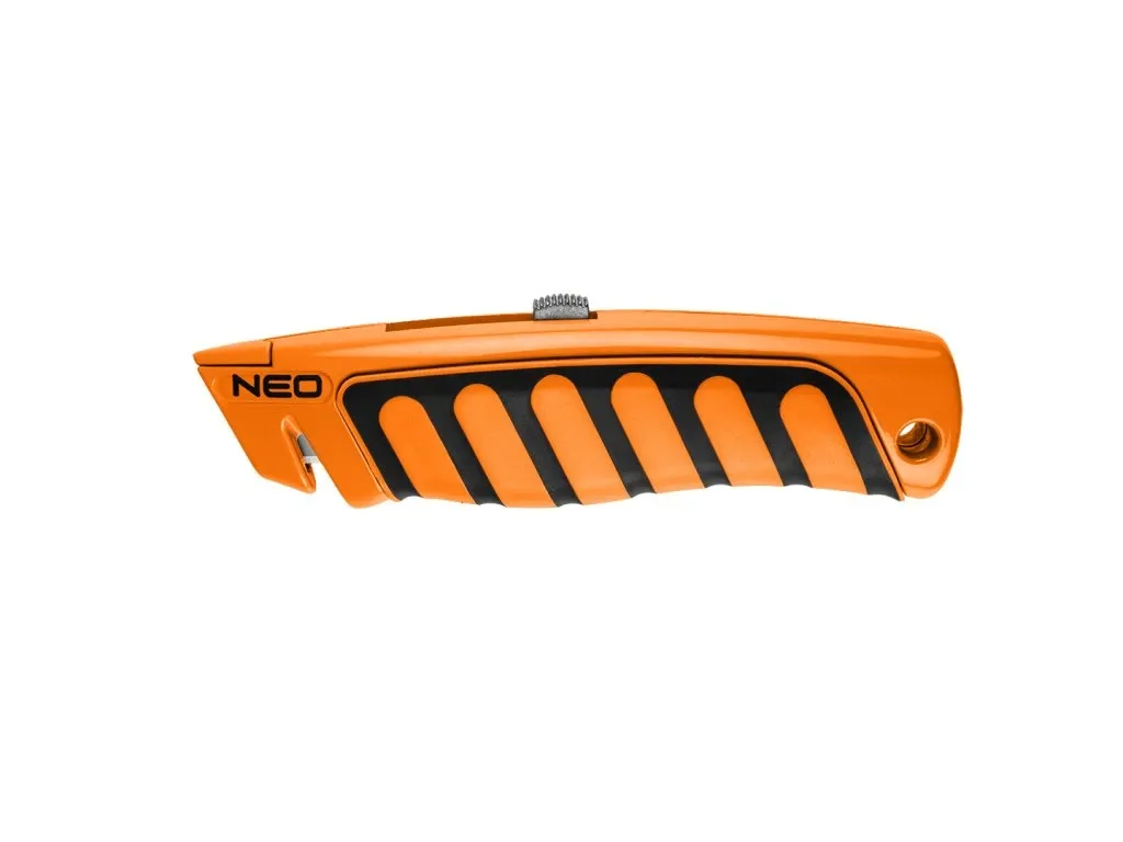 Když přijde čas na precizní řezání, zvolte robustní nůž s lichoběžníkovou čepelí.