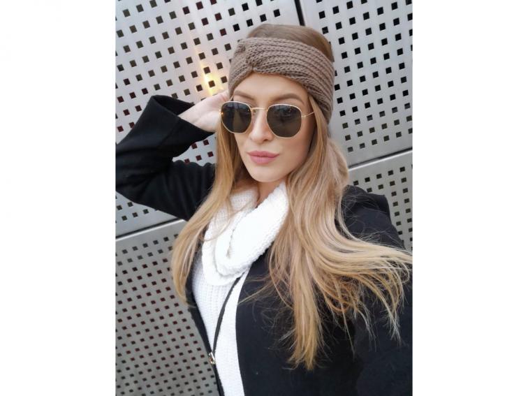Pletené čelenka Elegance - hnědá