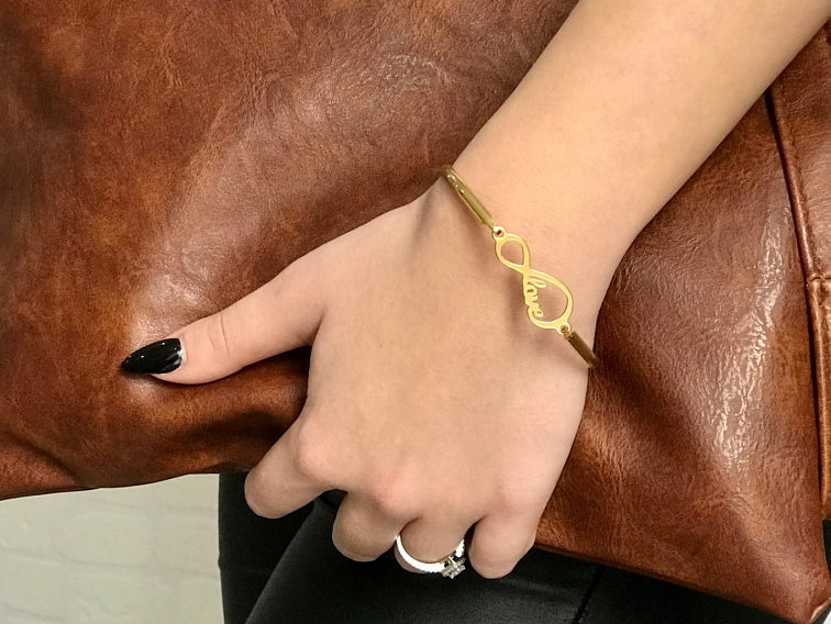 Zlacený ocelový náramek - LOVE