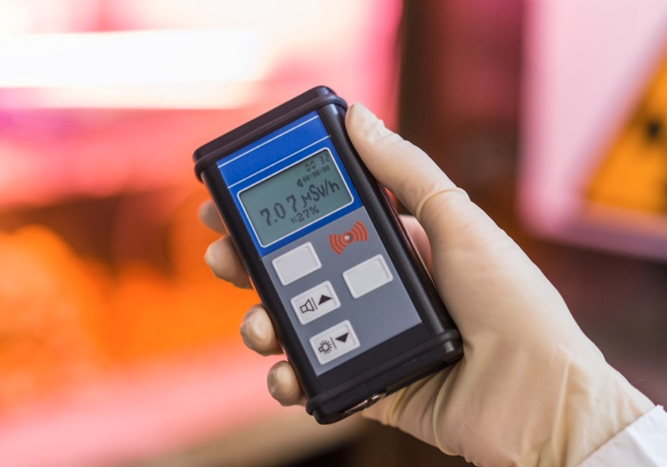 Detektor radiace dozimetr, Geigerův čítač Bosean FS-600