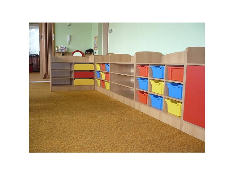 Skříňka policová pro mateřské školy 104 x 85 x 47 cm