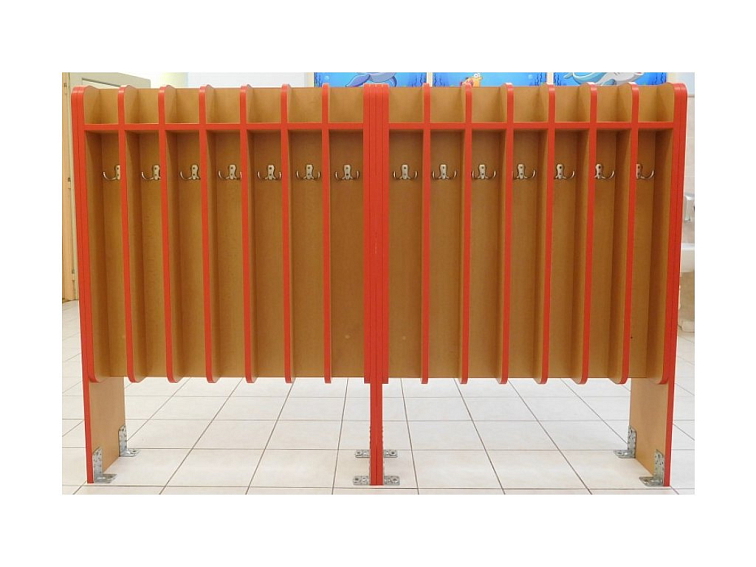 Dělící věšáková stěna oboustranná pro 14 dětí 88x100x22 cm pro mateřské školy