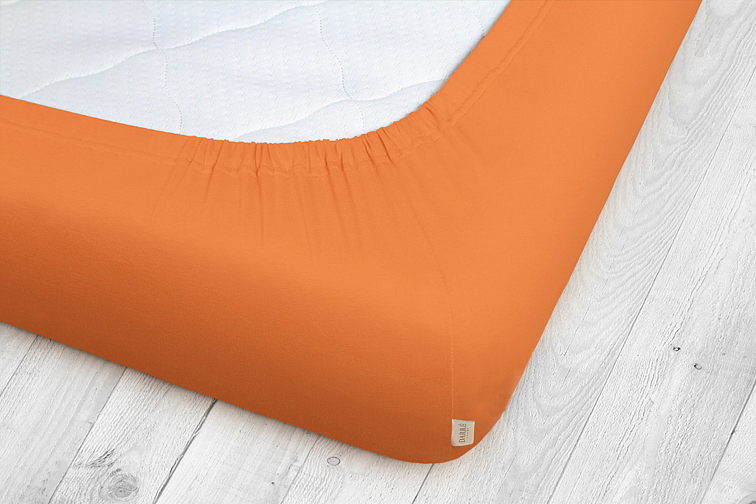 Jersey prostěradlo středně oranžové na výšku matrace do 20 cm
