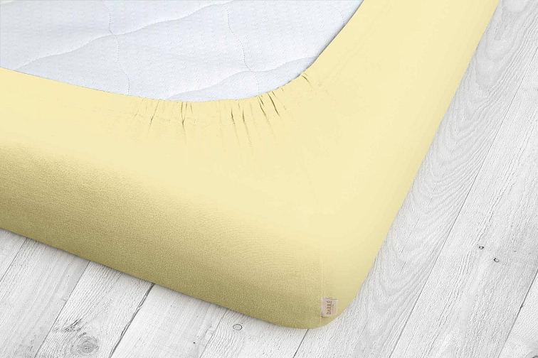 Jersey prostěradlo světle žluté na výšku matrace do 30 cm