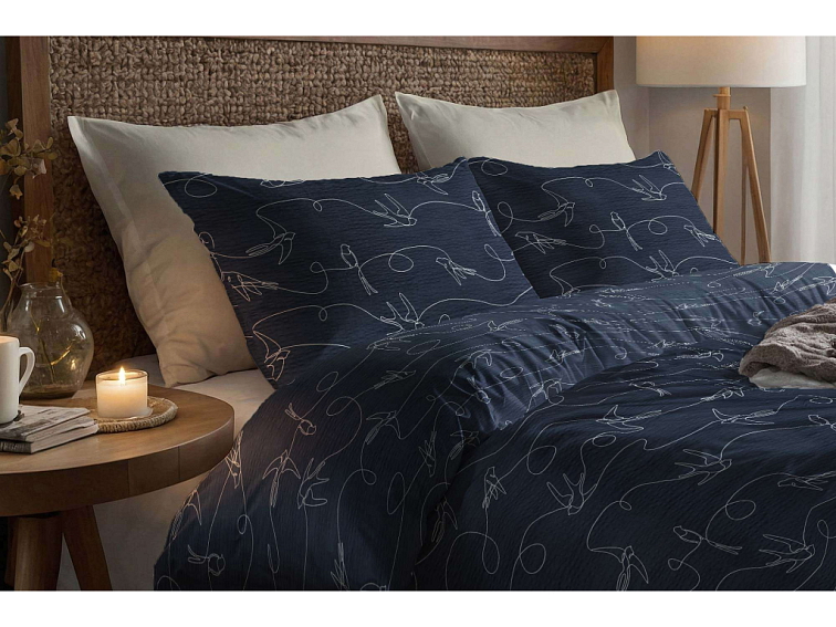 Krepové povlečení Vlaštovky v letu - tmavě modré