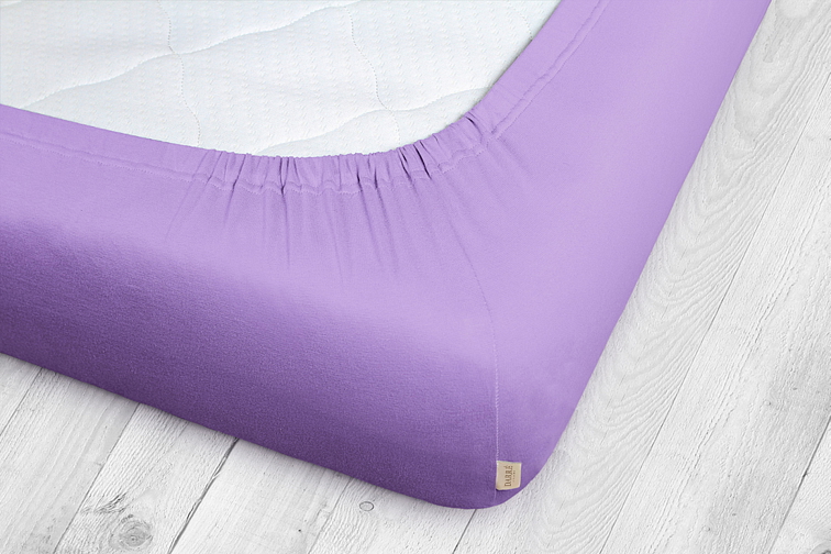 Jersey prostěradlo středně fialové na výšku matrace do 30 cm