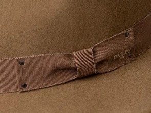 Cestovní béžový nemačkavý vlněný klobouk - Curtis LiteFelt®