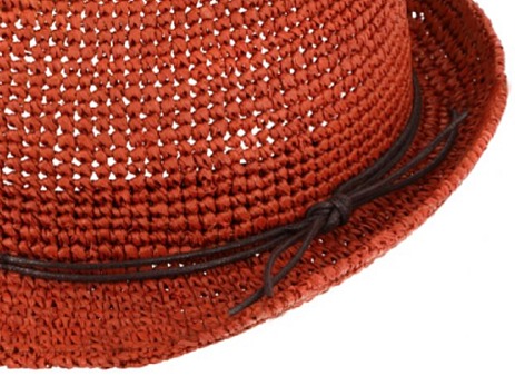 Trilby Raffia Crochet - slaměný skořicový klobouk s koženou stuhou
