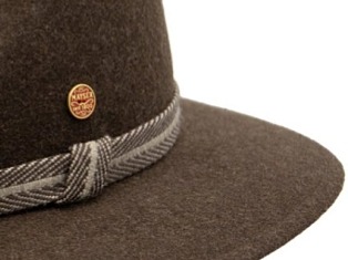 Cestovní nemačkavý voděodolný hnědý klobouk Mayser - Gedeon Mayser