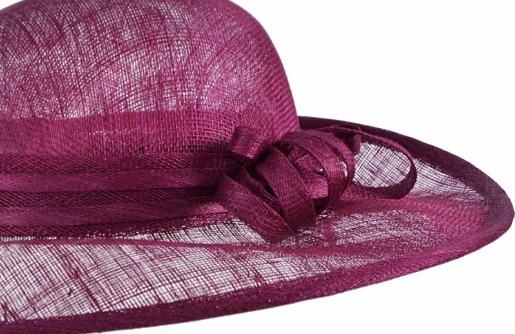 Cloche slavnostní klobouk s ozdobou - ze sisálové slámy