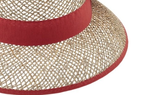 Slaměný malý cloche s červenou stuhou - Fiebig
