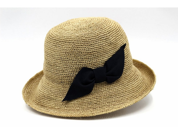 Dámský slaměný klobouk Cloche s černou mašlí