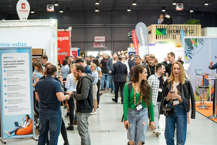 Dive into the future of e-commerce at Reshoper 2024!