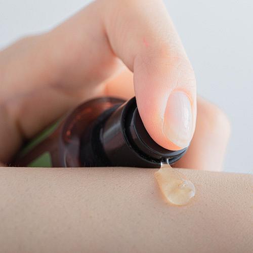 Benton Deep Green Tea Serum - hydratační sérum se zeleným čajem