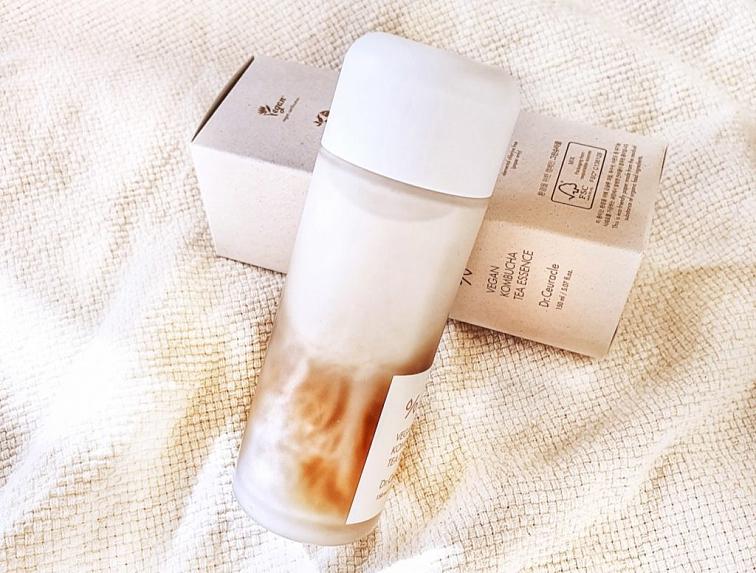 Dr. Ceuracle Vegan Kombucha Tea Essence - dvoufázová pleťová hydratační essence