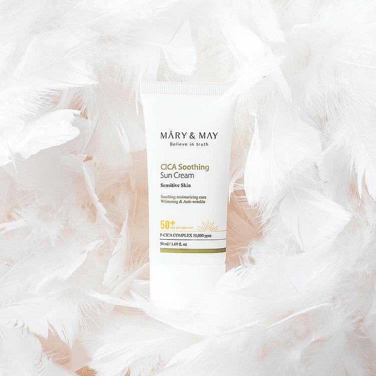 Mary&May CICA Soothing Sun Cream SPF50+ PA++++ - ochranný opalovací krém s Pupečníkem Asijským