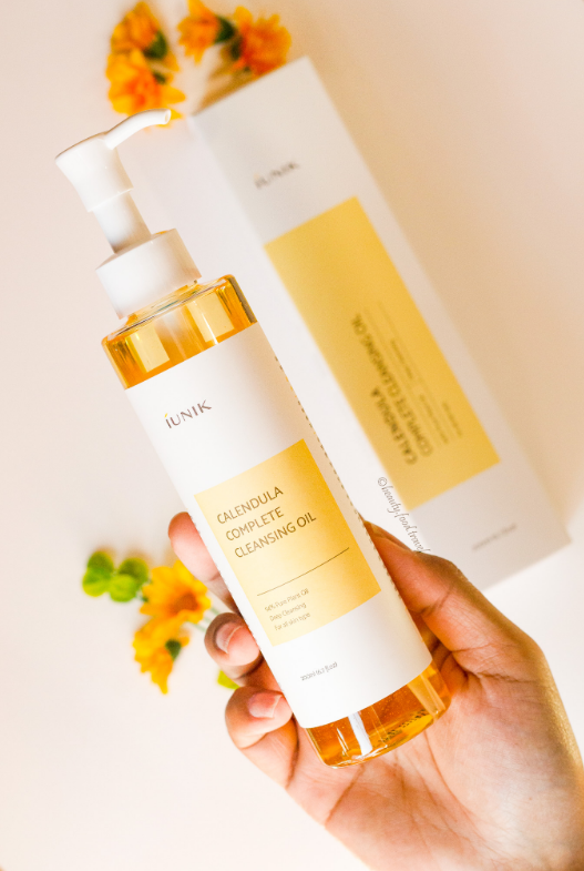 IUNIK Calendula complete cleansing Oil -hydrofilní odličovací olej s měsíčkem lékařským