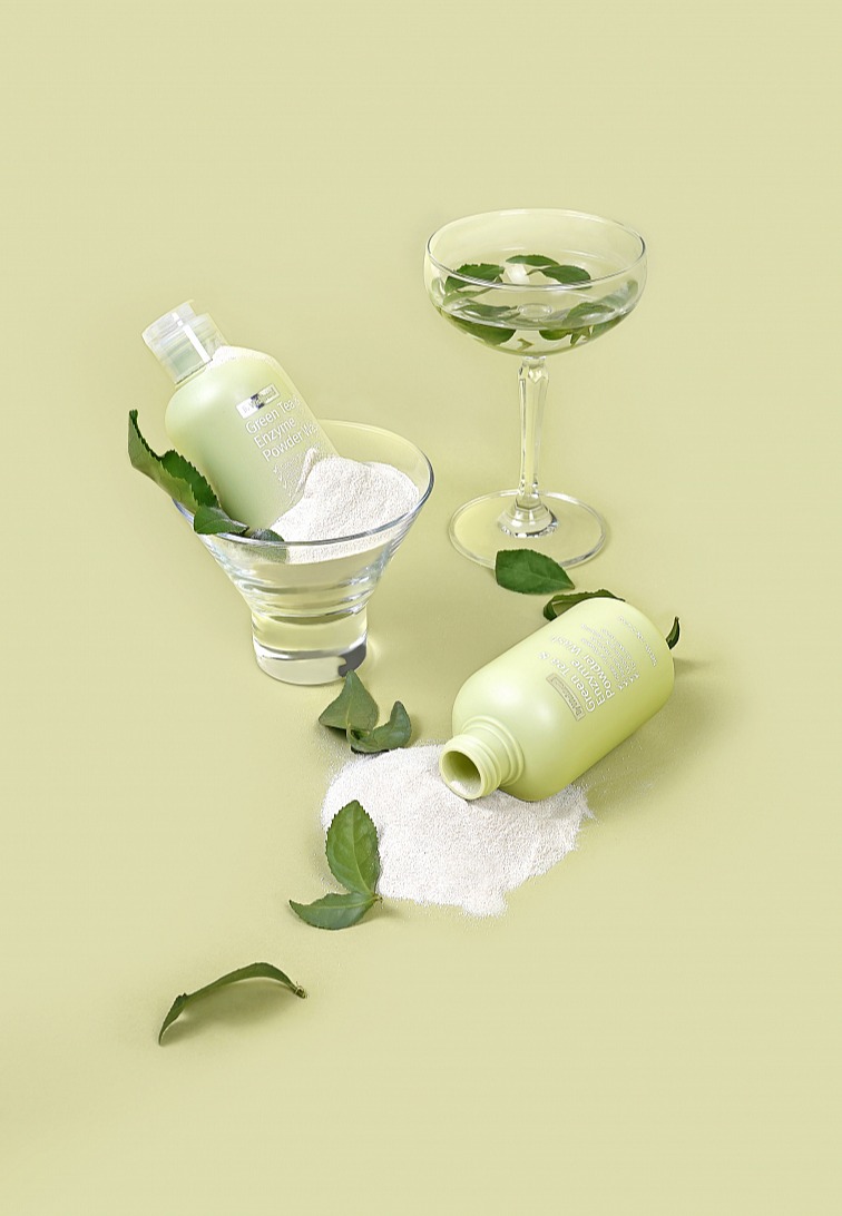 by Wishtrend Green Tea & Enzyme Powder Wash - čistící pudr