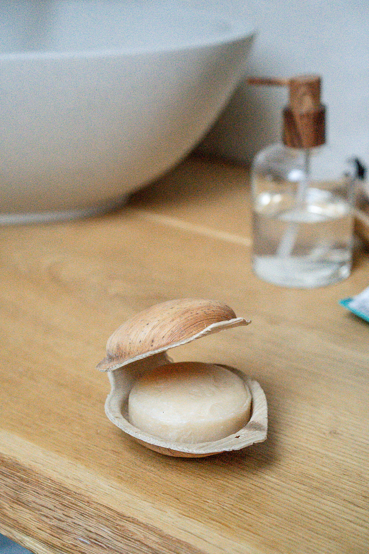 Prírodné mydlo v palmovom liste Neem & Tulsi