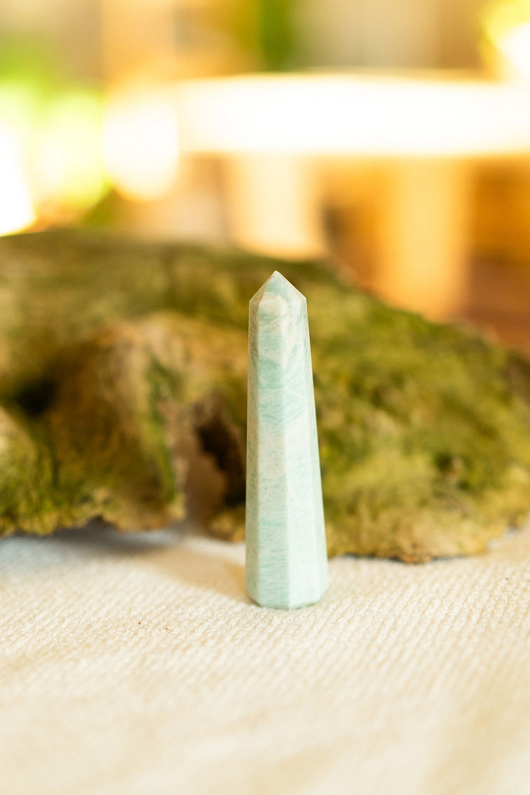 Obelisk z akvamarínu