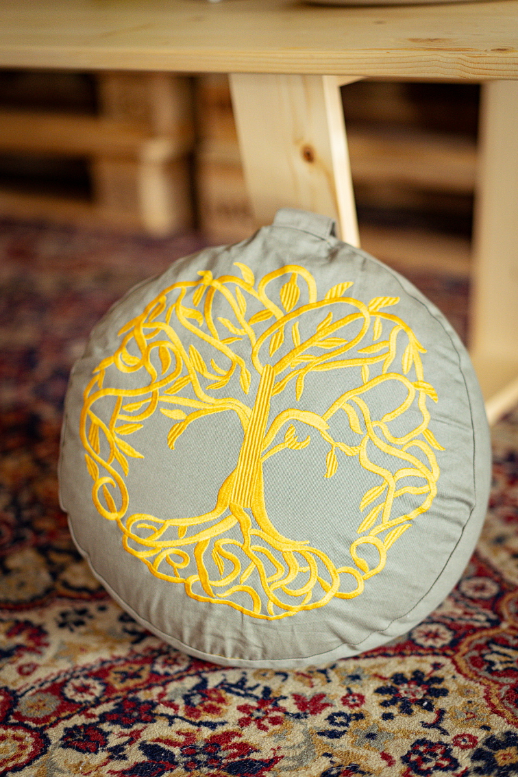 Meditačný vankúš Strom života – organická bavlna