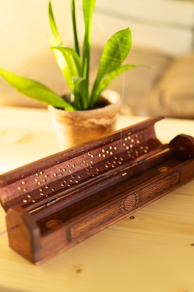 Drevený box na vonné tyčinky Kvet života