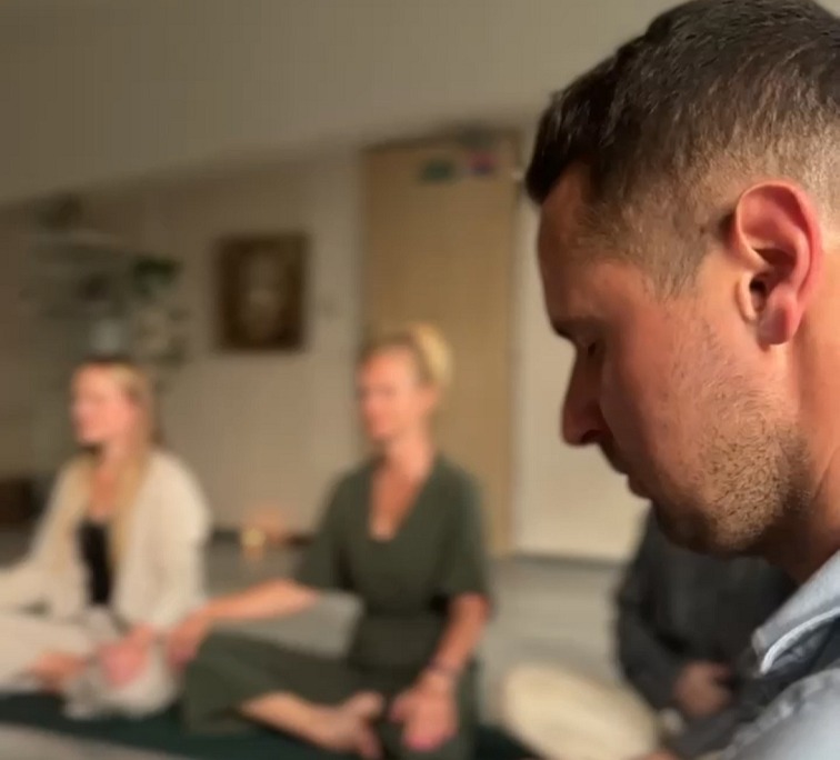 MONKS Cosmic Flow 09.08.2025