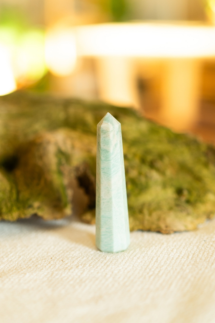 Obelisk z akvamarínu