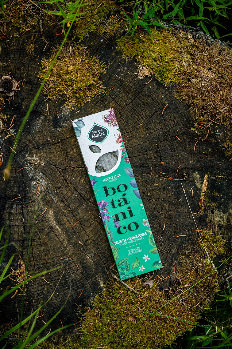 Tyčinky Sagrada Madre Botanical Green Tea & Champa