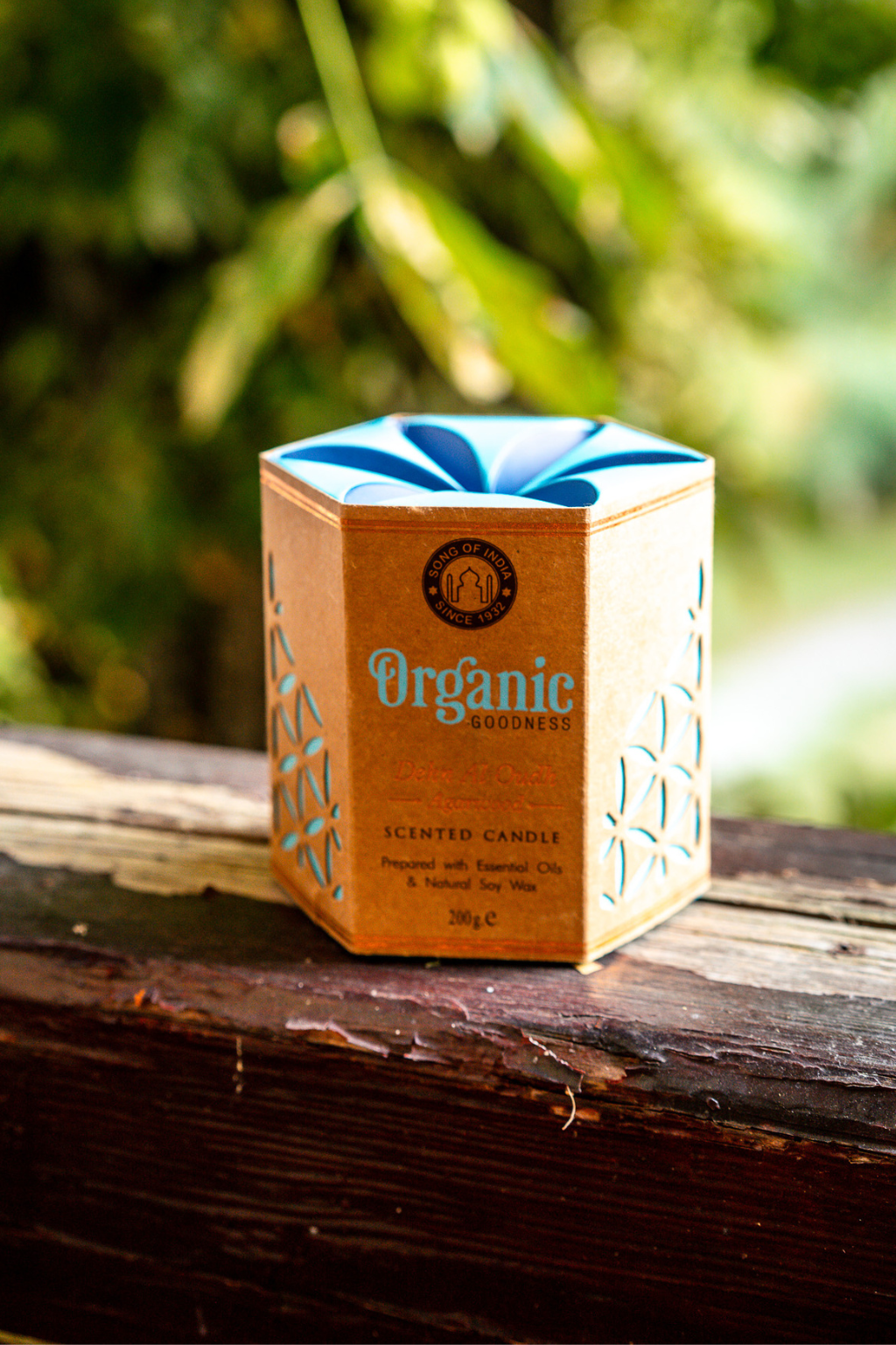 Sojová sviečka Organic Goodness Agarwood 200g