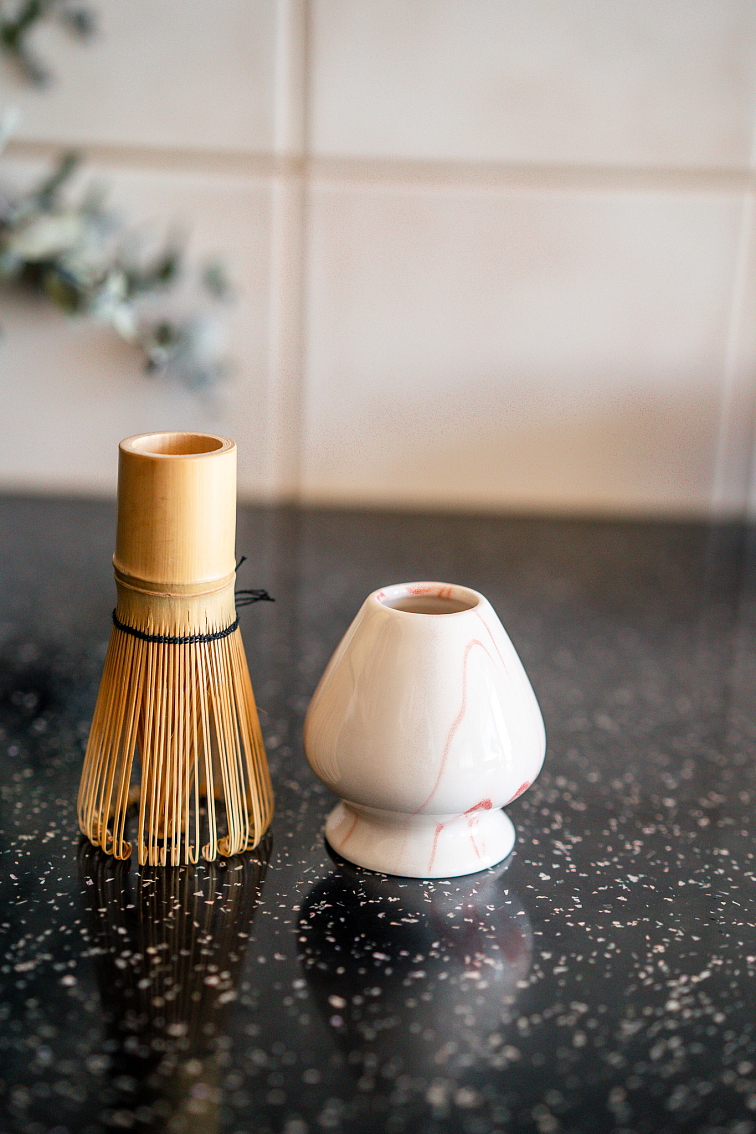 Držiak na metličku Chawan