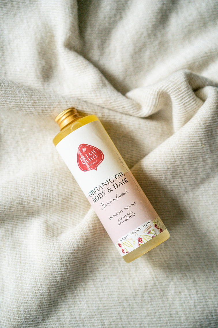 Body & Hair Oil Almond Sandalwood organic Eliah Sahil