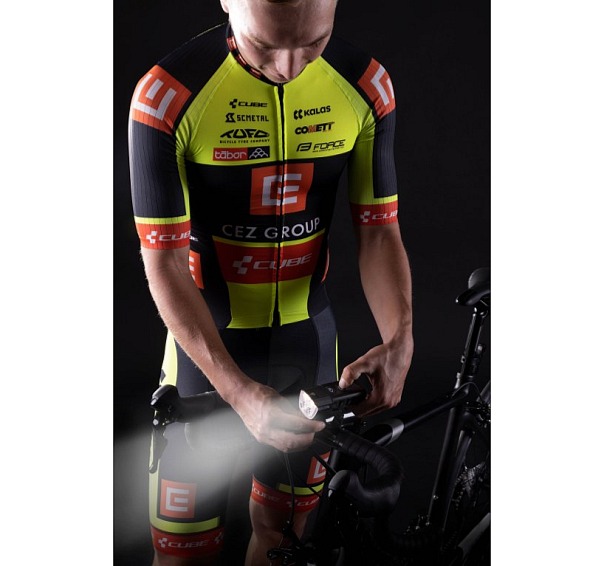 FORCE TORCH 2000LM USB predné svetlo, powerbanka