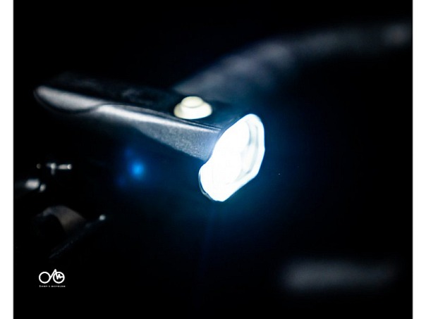 LEZYNE KTV DRIVE PRO 300+ predné svetlo