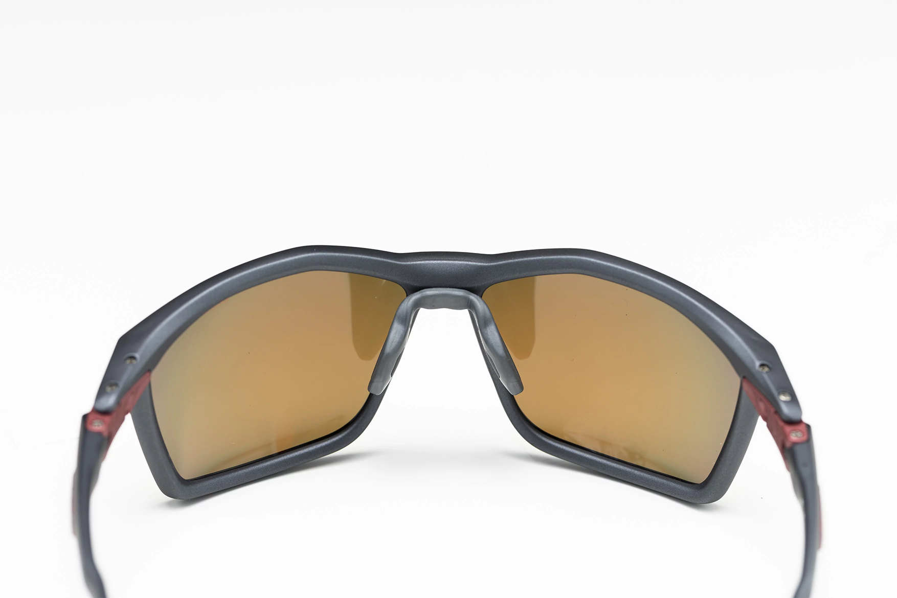 Technológie rámu okuliarov Alpina