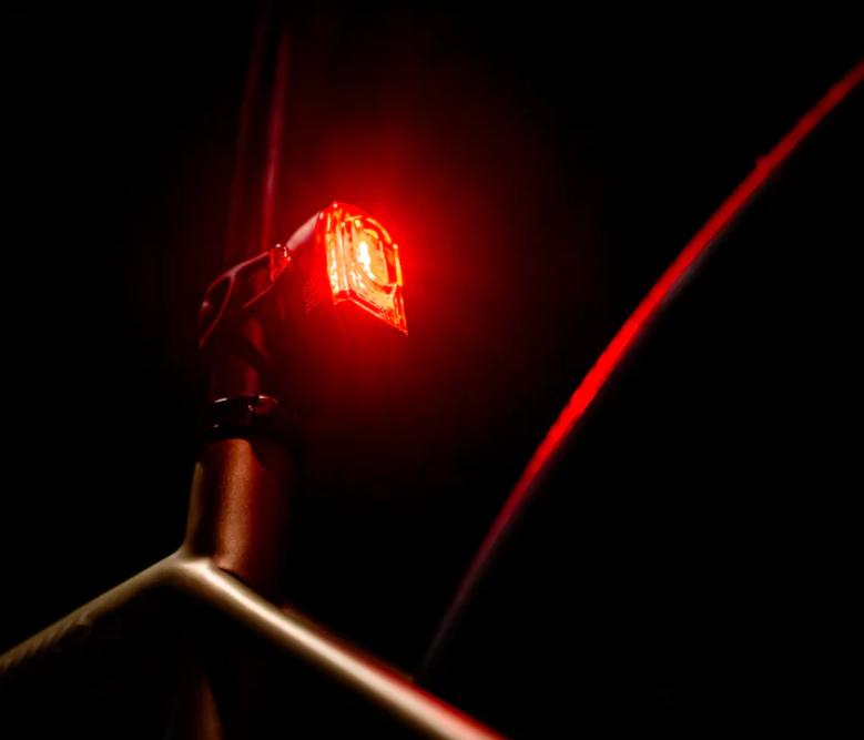 LEZYNE KTV DRIVE PRO+ zadné svetlo, čierne, 150 Lumenov