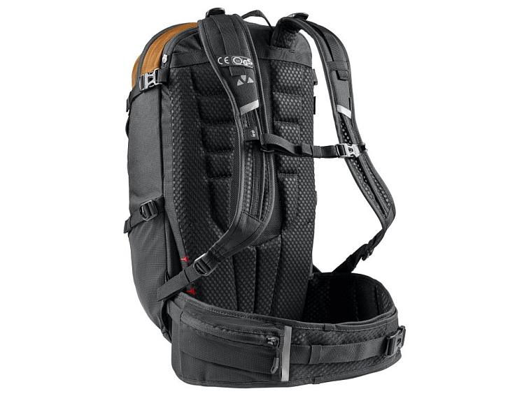 Vaude cyklistický batoh Moab Pro 22 II, unisex, hnedo-čierny
