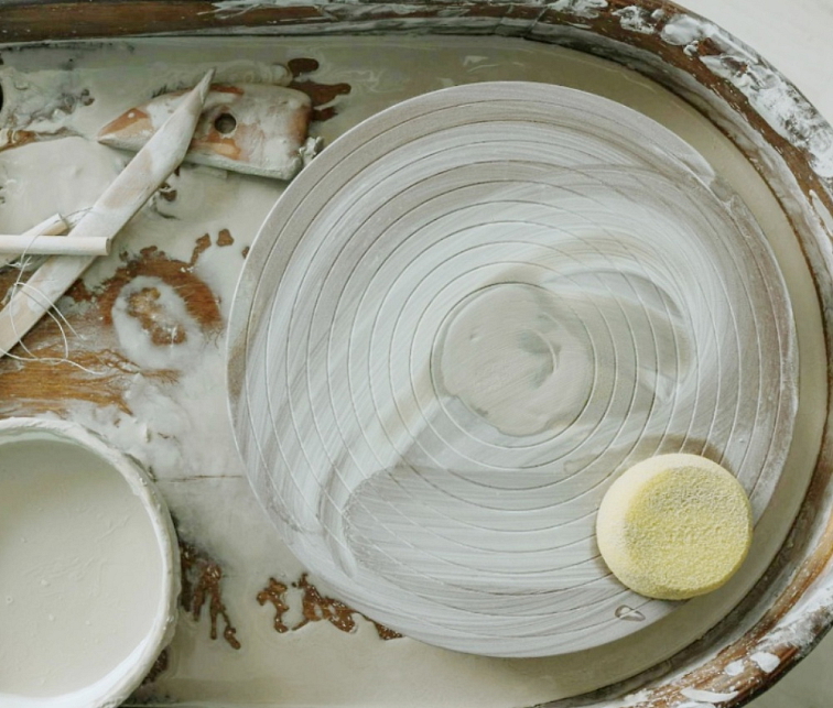 Keramická hlína 354, - červená