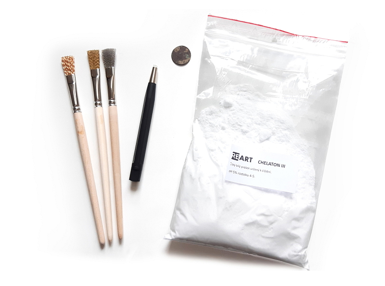 Čistící pero s nástavci