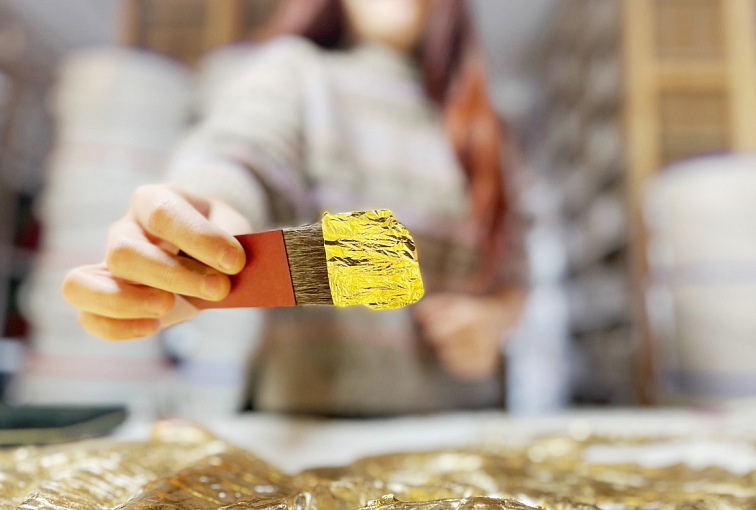 Ušlechtilé růžové zlato 23,75 karátů, silné