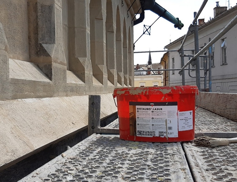 KEIM Restauro®Lasur retuš přírodního kamene REART.cz