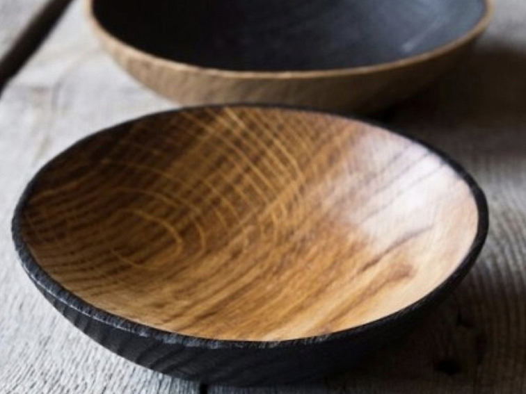 EBONIZIT černý lak