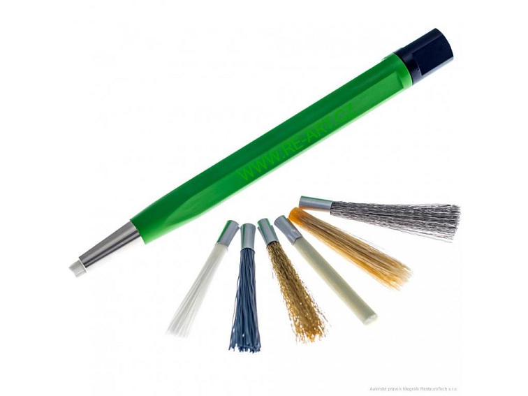 Čistící pero s nástavci