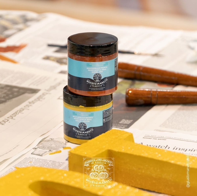 Hotový akrylový bol