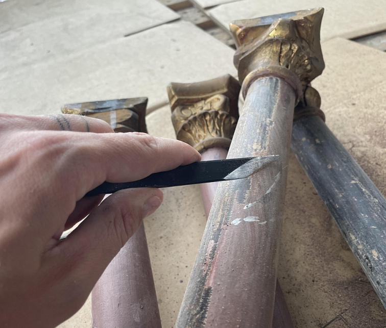 Řezák - ocelový skalpel