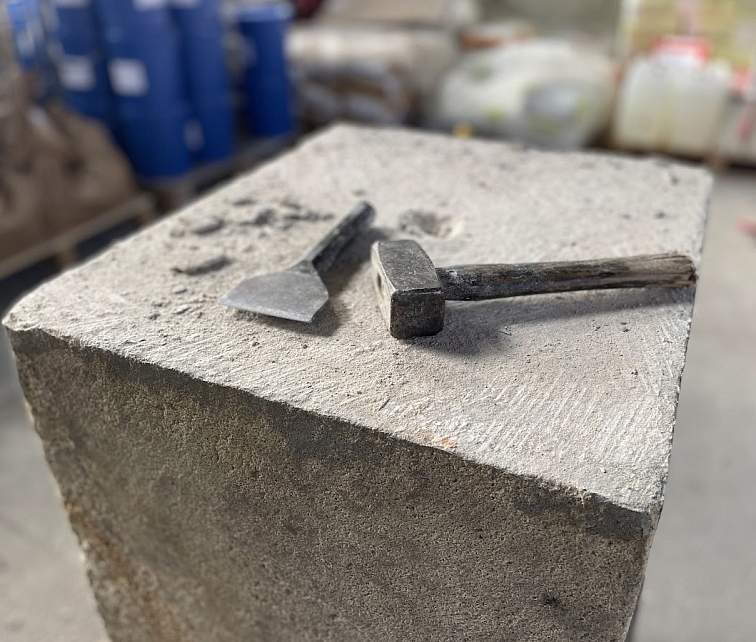 Ruční ploché dláto na kámen