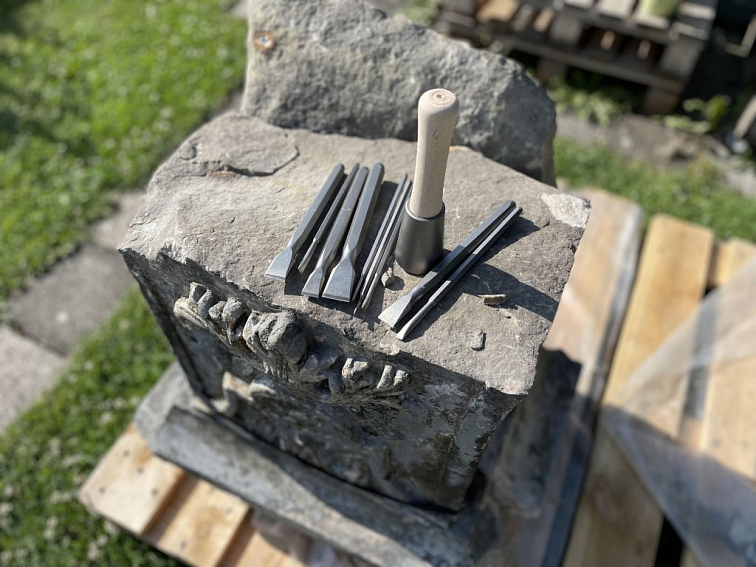 Pneumatické / ruční dláto na kámen s ostřím z tvrdokovu